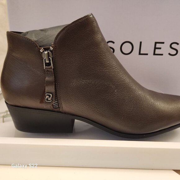 Aerosoles "Collaroy" Java Leather Brown Booties. NIB. Size 10.5 - Picture 1 of 11